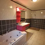 Spacieux Avec Terrasse, Confort Moderne Dans Un Cadre Verdoyant Et Propice Aux Balades. - Fr-1-589-79 Дом отдыха Бэн-ле-Бэн