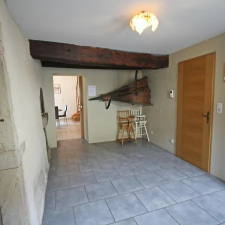 Casa rural Spacieux Avec Terrasse, Confort Moderne Dans Un Cadre Verdoyant Et Propice Aux Balades. - Fr-1-589-79 *