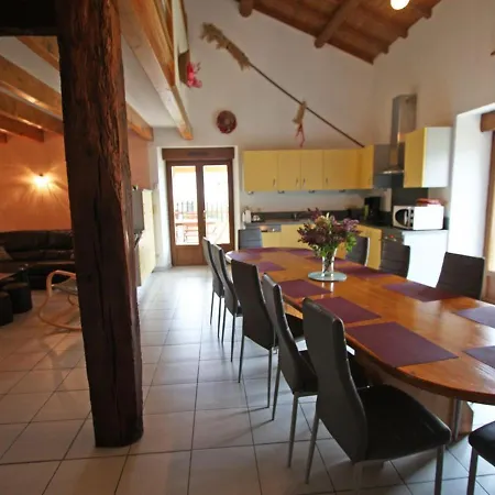 بيت للعطل Spacieux Avec Terrasse, Confort Moderne Dans Un Cadre Verdoyant Et Propice Aux Balades. - Fr-1-589-79 بان ليه با