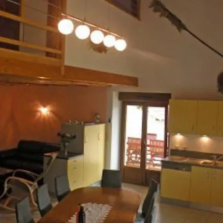 Spacieux Avec Terrasse, Confort Moderne Dans Un Cadre Verdoyant Et Propice Aux Balades. - Fr-1-589-79 Casa rural *