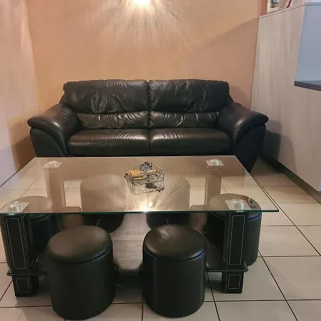 Harsault, 5 Pièces, 9 Personnes - Fr-1-589-79 Hébergement de vacances