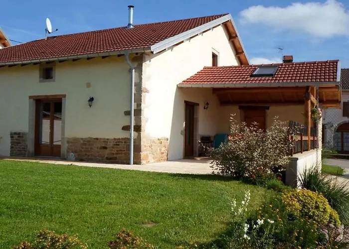 Spacieux Avec Terrasse, Confort Moderne Dans Un Cadre Verdoyant Et Propice Aux Balades. - Fr-1-589-79